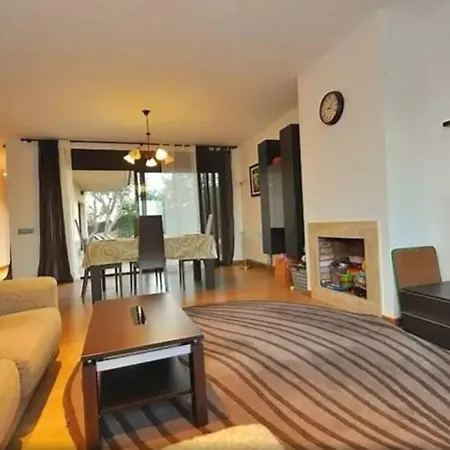 Villa Roselles Lloretholiday Lloret de Mar